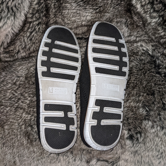 White Mountain Belief Knit Slip-On Flats - Picture 12 of 13